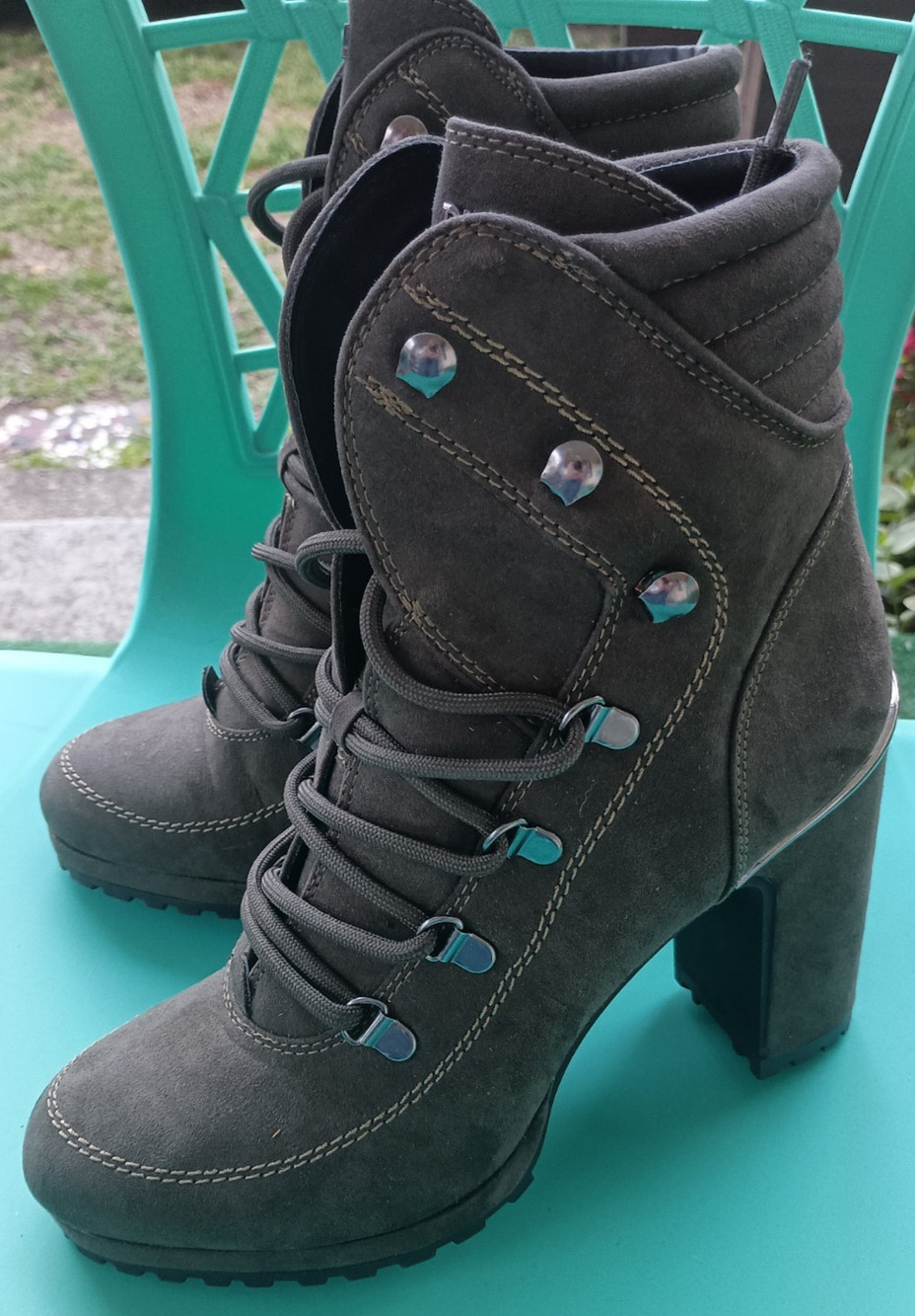 DKNY Women's High Heel Boots